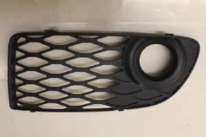 17795292 – 8D0807345Q3FZ – Bumper grille
