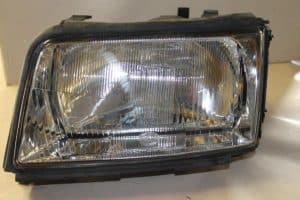 17787611 – 4A0941029A – Koplamp links