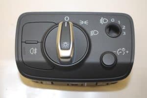 17800218 – 8V0941531M5PR – Licht Schakelaar