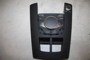 17822236 – 8V0919614BS – Regeleinheit Multi Media