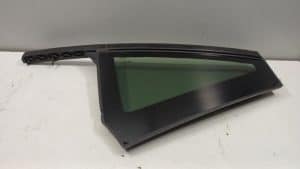 23762116 – 740560503 – Rear quarter light, left