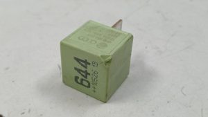 23656087 – 4H0951253 – Relais