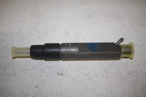 17805179 – 038130201G – Einspritzdüse (Diesel)