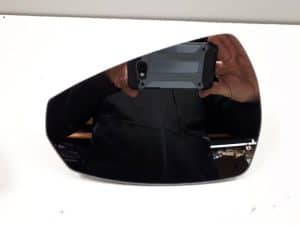 20056130 – 8V0857536D – Mirror glass, right