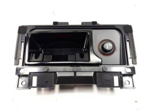 19950502 – 4G0857951A4PK – Aschenbecher vorne