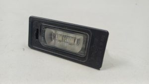 23614785 – 4G0943021 – Kennzeichenbeleuchtung