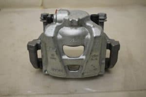 17798983 – 8K0615123C – Bremszange links vorne