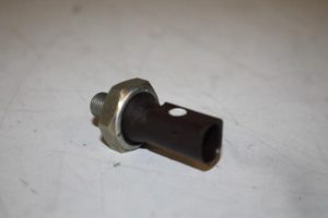 17828077 – 038919081 – Oliedruk Schakelaar