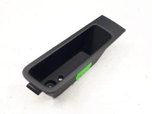 23707989 – 8W1864132A6PS – Opbergvak