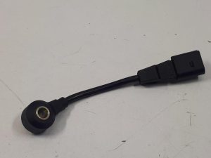 23540086 – 06A905377B – Klopfsensor
