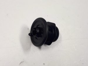 19097897 – 8T0823433C – Motorkaprubber