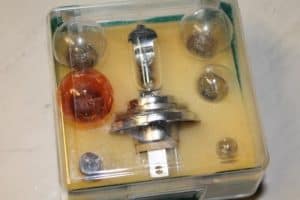 17787495 – BDB046003A – Lampe