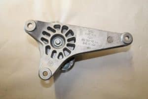 17786128 – 8E0399115AA – Gearbox mount