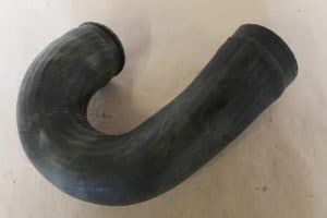 17789730 – 034145746F – Intercooler Schlauch