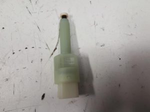 19020501 – 4A0945515A – Brake light switch