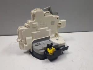 18121472 – 4F0839016 – Türschlossmechanik 4-türig rechts hinten