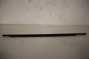 17817415 – 8P4839478A – Türleiste