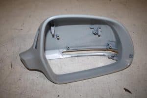 17807651 – 8T0857528EGRU – Mirror housing, right