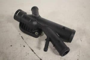 17806877 – 03L121132AA – Waterpijp