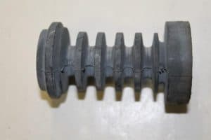 17786130 – 811512131 – Schokdemper Rubber rechts-achter