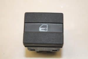 17801049 – 1HM962125A01C – Centrale deurvergrendeling Schakelaar