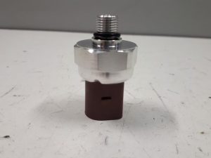 19020226 – 8K0927222D – Oliedruk sensor