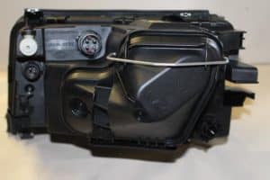 17787612 – 4A0941030J – Koplamp rechts