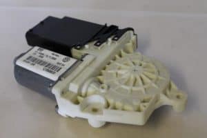 17792786 – 1J1959802D – Raammotor Portier