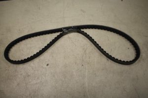 17821552 – AVX13X1025LA – Multiriemen