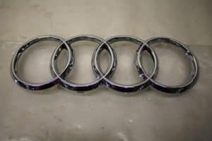 17797612 – 4H0853605C2ZZ – Emblem