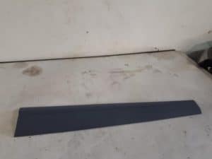 18944053 – 5FF854939BGRU – Türleiste