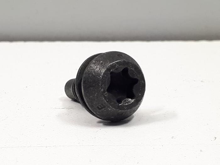 ece0c839-754e-4811-90d8-fa2ea501b0ec.jpg