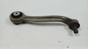 23925420 – 8K0407510M – Draagarm boven rechts-achter