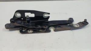 23788429 – 4F5827302D – Scharnier Heckklappe