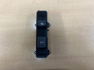 23823888 – 4M0959613B6PS, 4M0959613B – Schuifdak schakelaar