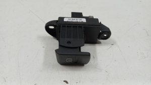 23917216 – 4F2927225B – Handbremse Schalter