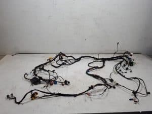 23894370 – 8W1970102, 8W1970161, 8W1970000B, 8W1970164A, 8W1970016C, 8W1970029D, 8W1970012, 8W1970267, 8W1970100D, 8W1970076B, 8W1970375, 8W1970212A, 8W1970162, 8W1970349, 8W1970323A, 8W1970327A, 8W1970317E, 8W1970340 – Kabelbaum