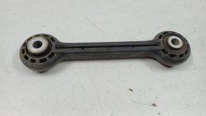 23925768 – 8K0411317D – Anti-roll bar guide