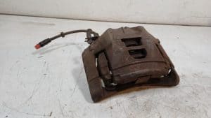 23972818 – 4F0615123 – Remklauw (Tang) links-voor