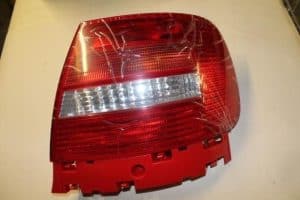 17787647 – 8D0945096F – Achterlicht rechts