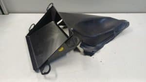 23897360 – 8W6121333B – Luchtgeleider