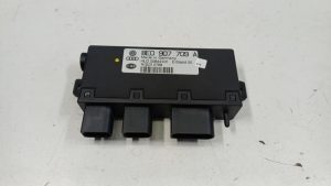 23977313 – 8E0907709A – Diversen