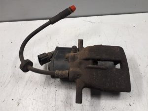 23810330 – 4F0615404H – Remklauw (Tang) rechts-achter