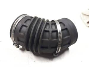 23877602 – 07C129627B – Air intake hose