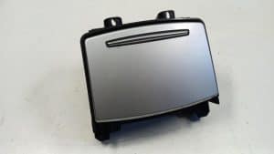 23783992 – 4F1862533C6PS – Getränkehalter