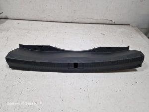24168990 – 8W68634714PK – Verkleidung Kofferraum