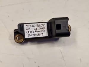24071762 – 8N8959643 – Airbag Sensor