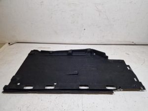 24067921 – 8W7826208A – Beschermplaat bodem