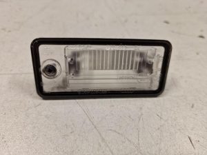 24023137 – 8E0807430B – Kenteken Verlichting