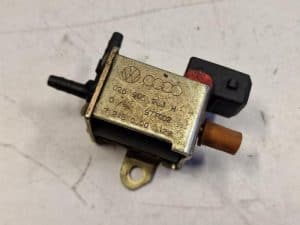 24178693 – 026906283H – Vacuum ventiel